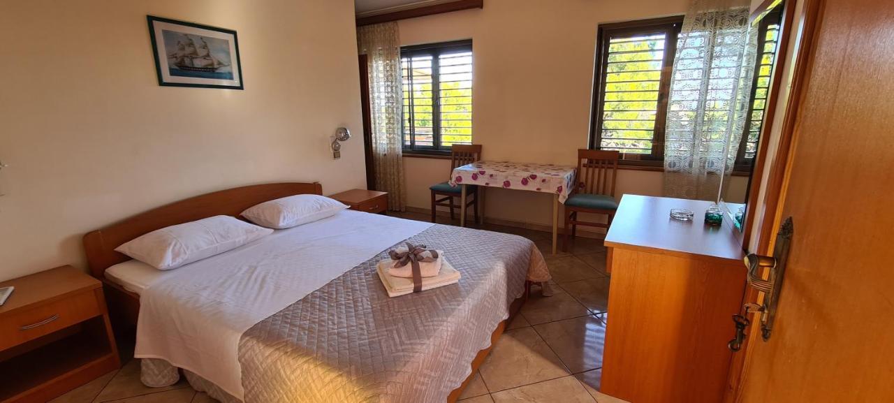 Apartments By The Sea Orebic, Peljesac - 16648 Kültér fotó